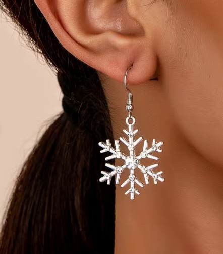 Large dangle snowflake with CZ 