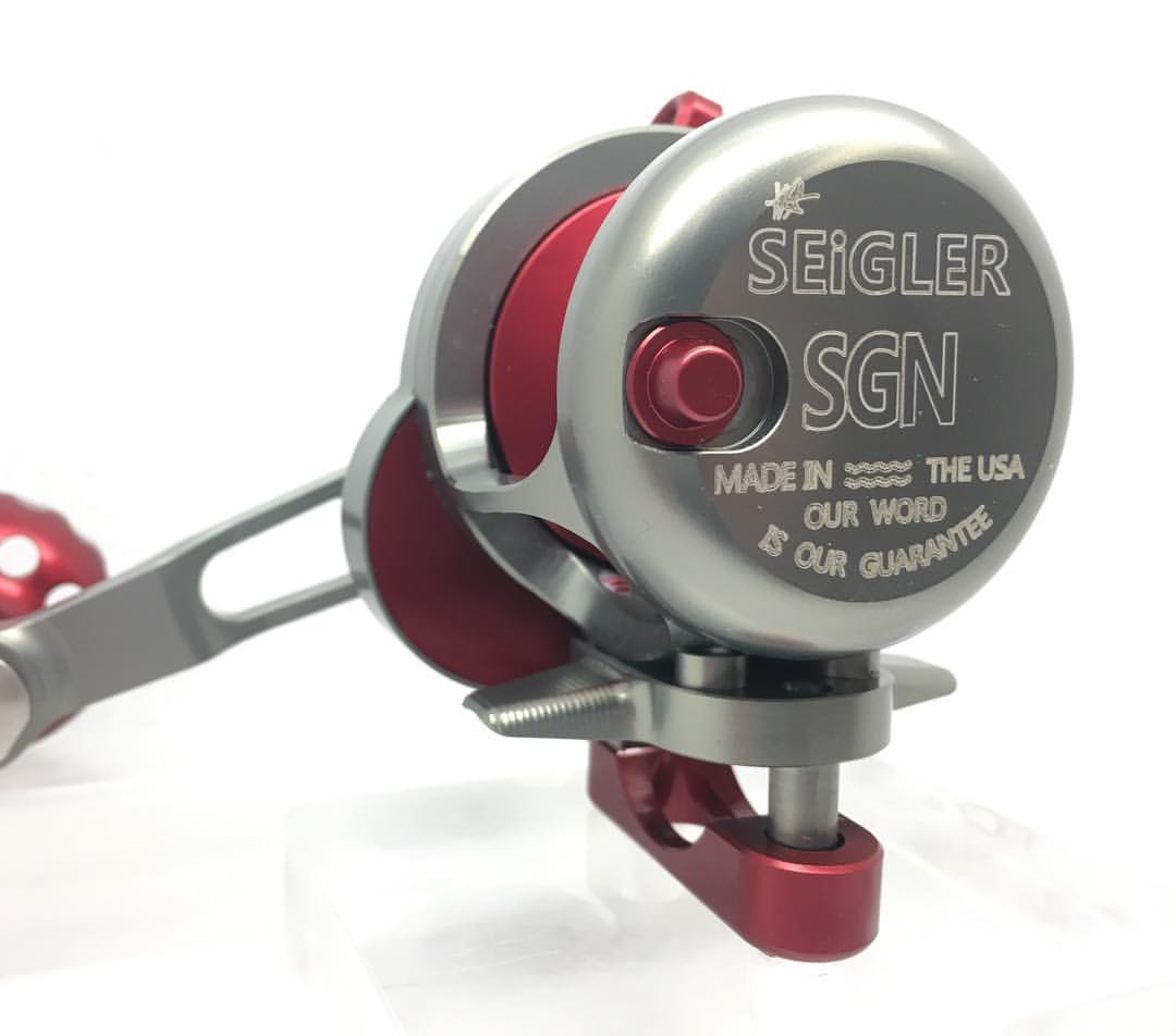 Seigler Reel SG  Smoke w/ Red Accents RH