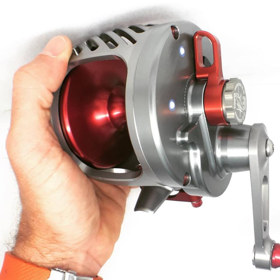Seigler Reel OS  Smoke w/ Red Accents RH