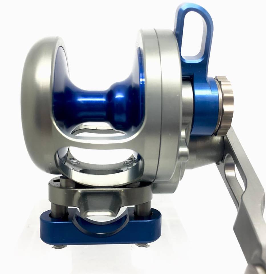 Seigler Reel SGN Narrow Smoke w/ Blue Accents RH