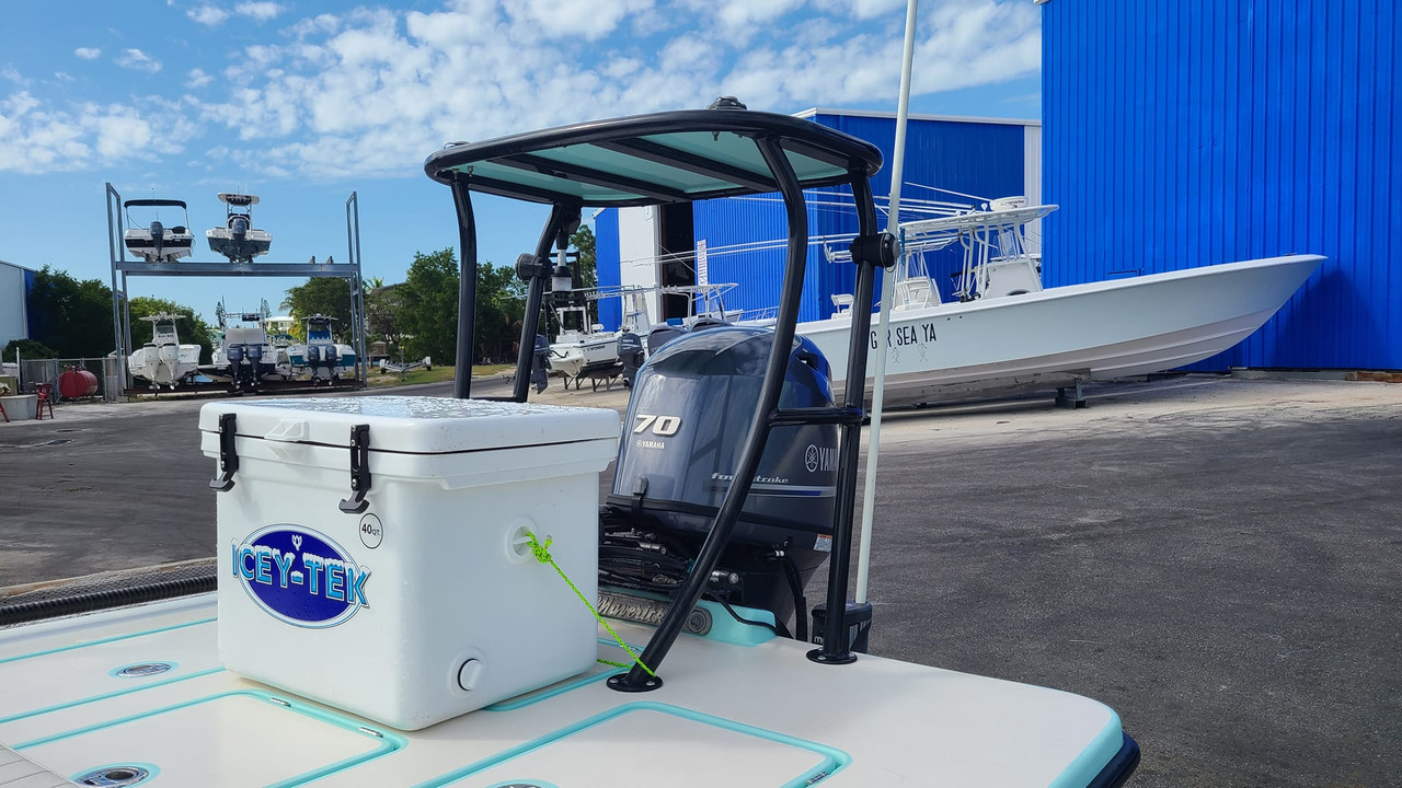 Maverick Flats Boat 17ft HPX-V - SOLD