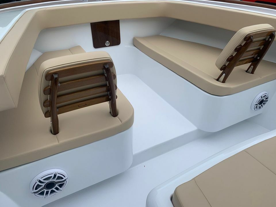 composite-yacht-cy34cc-bow-seating.jpg