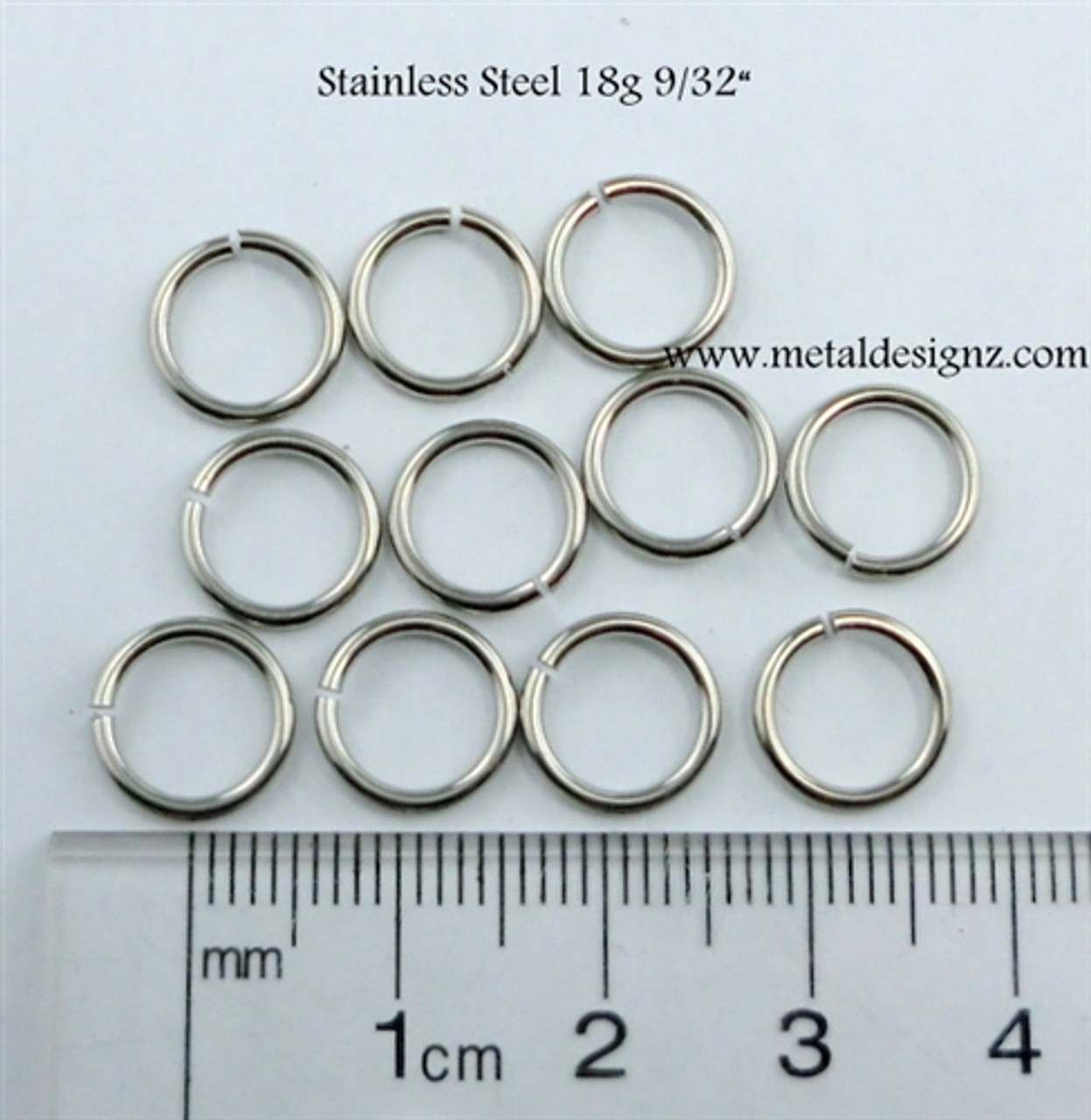 Stainless Steel Jump Rings 18 Gauge 9/32 id.