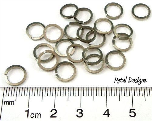 Square Wire Stainless Steel Jump Rings 16g 7/32 ID