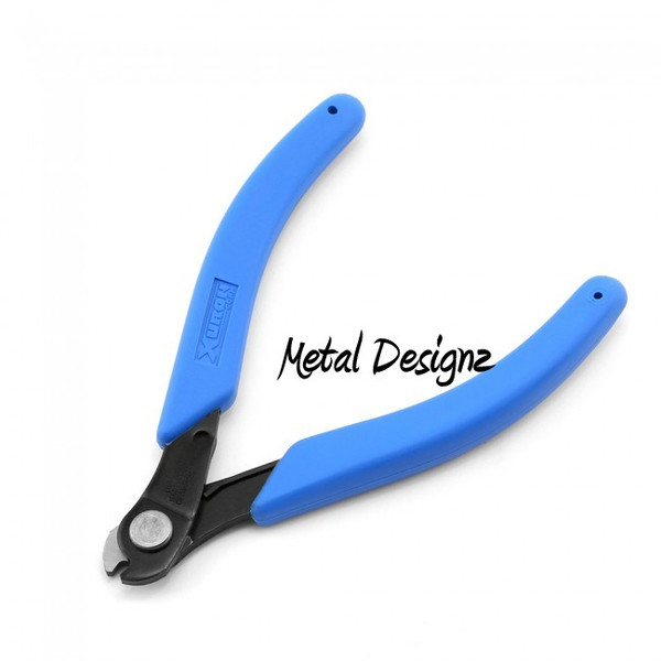 Memory wire cutter, steel and rubber, blue and black, 5-1/2 inches
