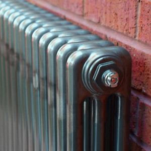 TE3-R-ALT01 - Trade Essentials Raw 3 Column Horizontal Radiator 602mm x 159mm