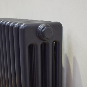 TE4-A-CU00 - Trade Essentials Metallic Anthracite 4 Column Horizontal Radiator H500 x W622