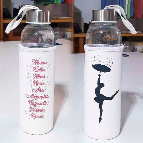 Botella de cristal con funda de neopreno