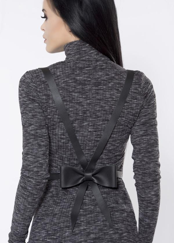 Back Beribboned Stylish Leather Harness