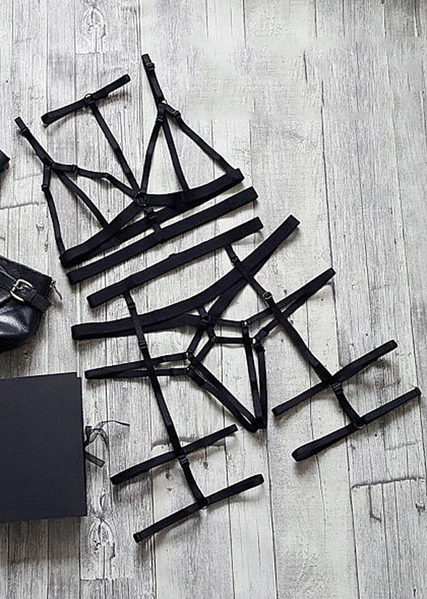 String- Bra Garter Harness Set