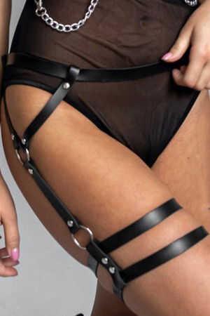 Sleek Dominatrix Waist Harness for BDSM Enthusiasts