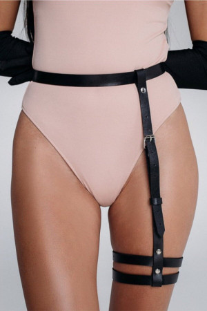 Fancy Leather Single Leg Harness