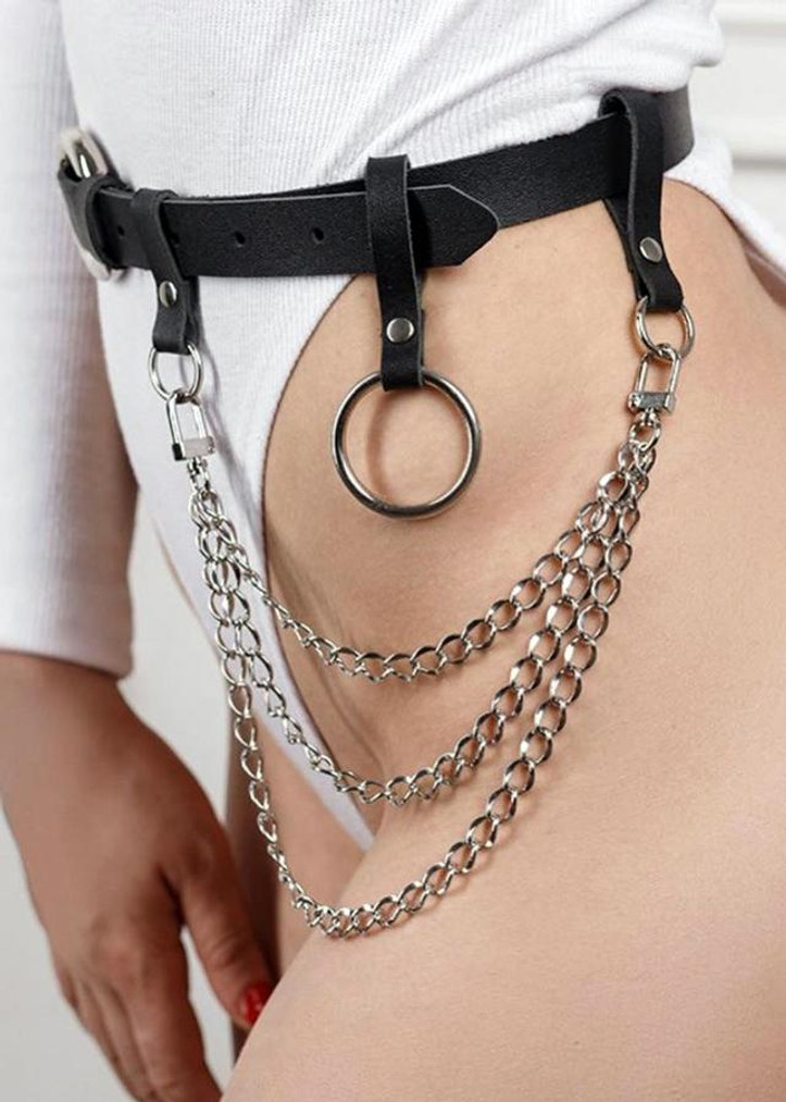 Chain & Ring Design Waist Belt