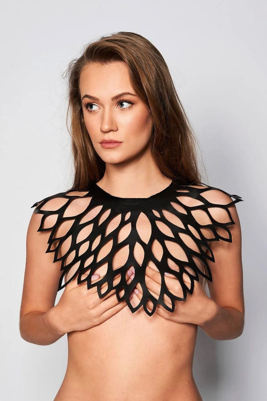 Exquisite Look Waist Harness for Fashionable Wear