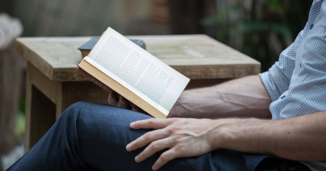 The Benefits of Reading for Mental Health and Stress Reduction