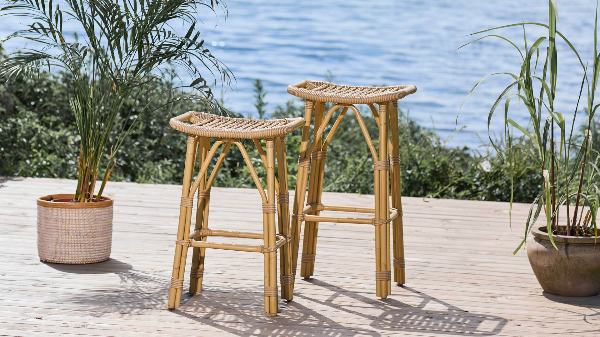 Outdoor Counter Stools