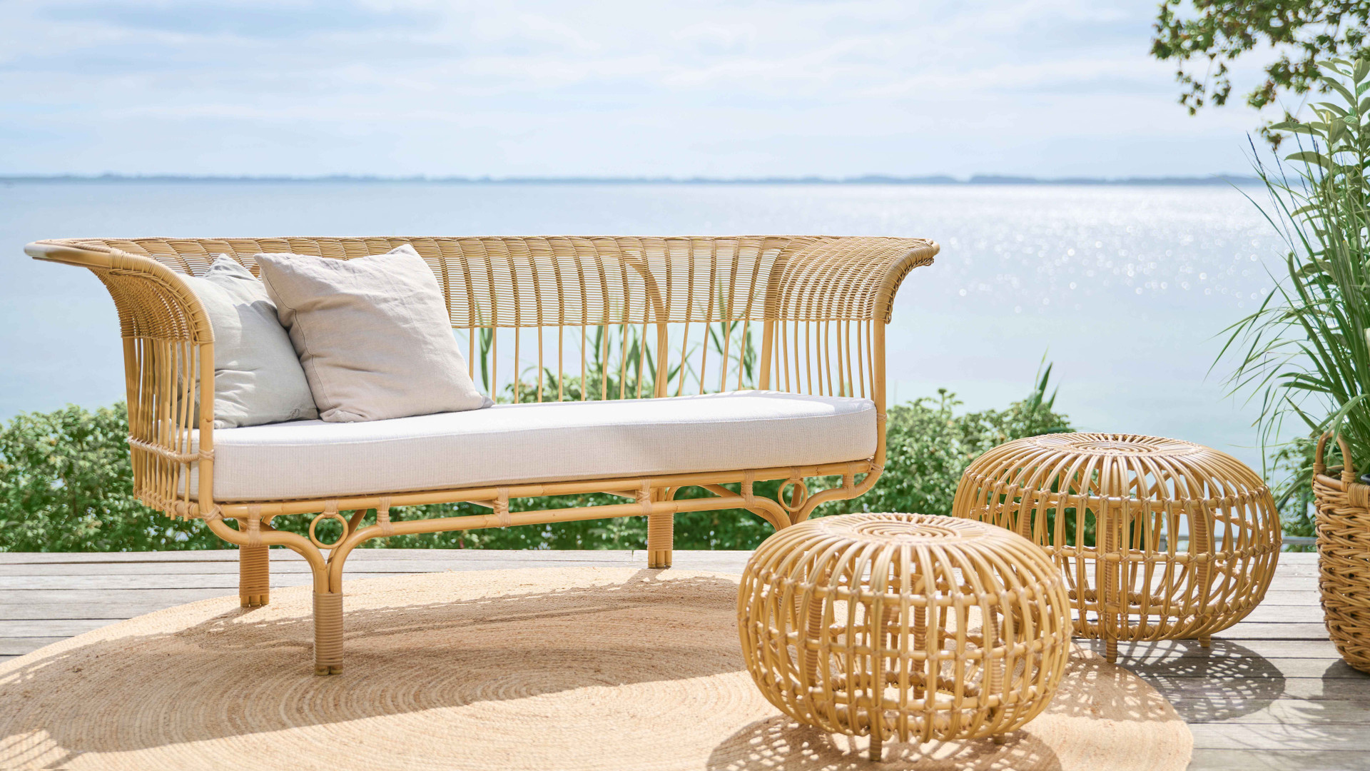 Outdoor Ottomans + Poufs