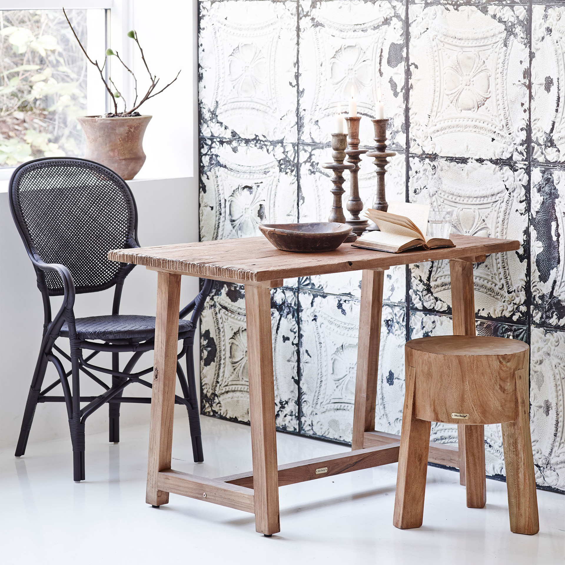 Sika Design Roger Stool - Suar Wood Stool 9125U