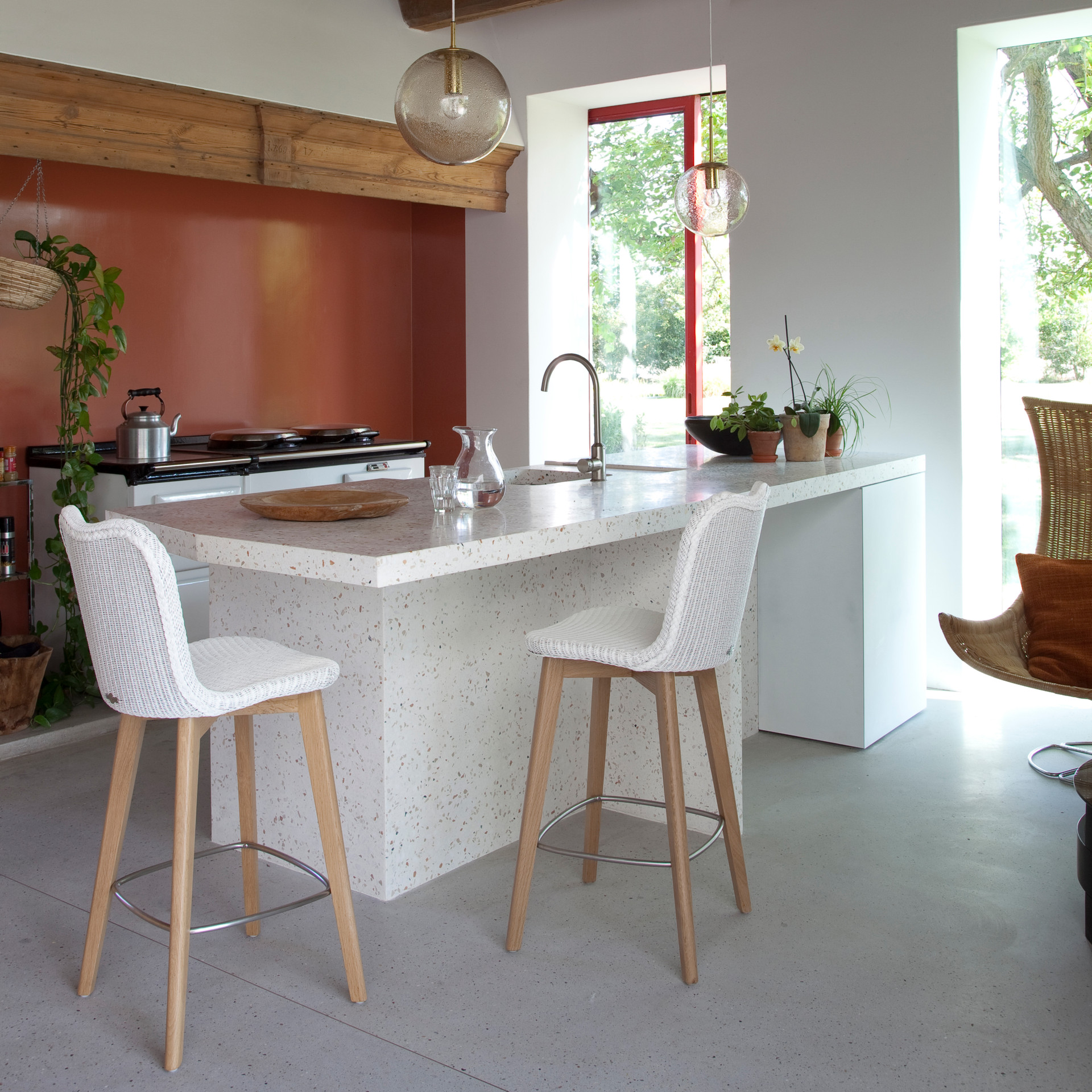 Lily Counter Stool Oak Base Designerie