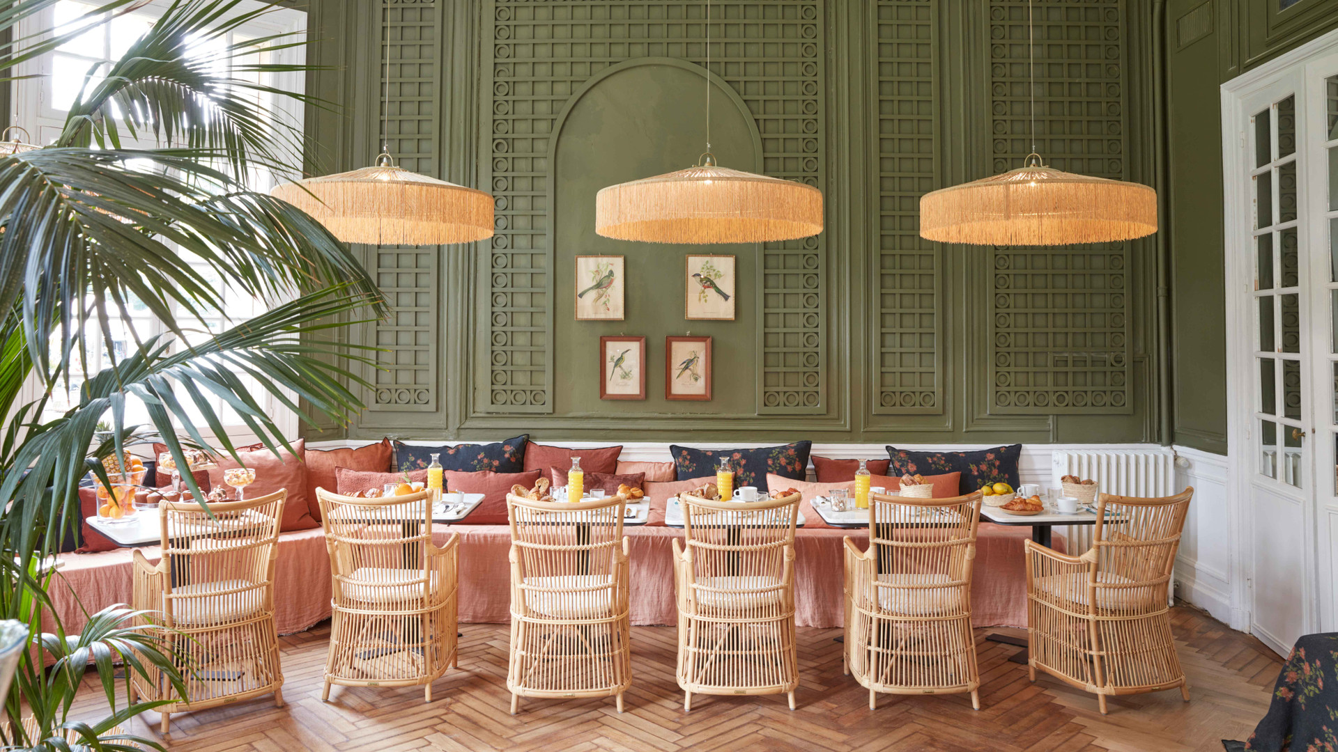 Hospitality Furniture For Hotels Restaurants Resorts
