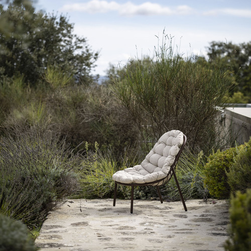 Todus Albus Lounge Chair by Studio Segers Todus Albus Lounge Chair by Studio Segers