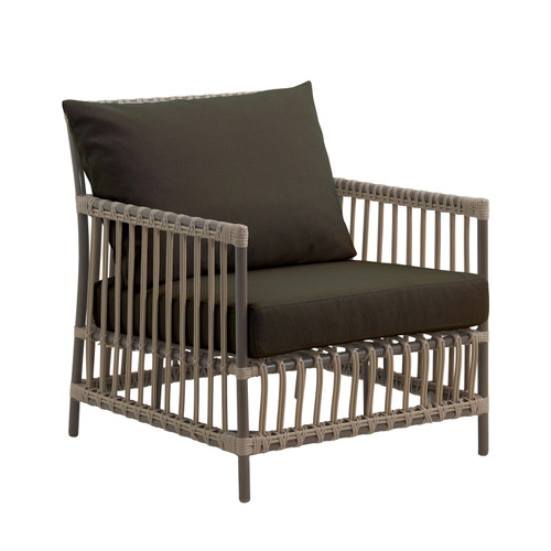 Caroline Lounge Chair Exterior w/Sunbrella Sailcloth Shade Seat Cushion Caroline Lounge Chair Exterior w/Sunbrella Sailcloth Shade Seat Cushion