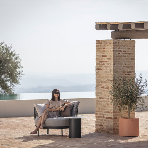 Baza Lounge Chair