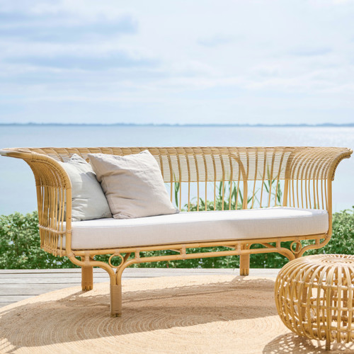 Franco Albini Belladonna Sofa Exterior Franco Albini Belladonna Sofa Exterior