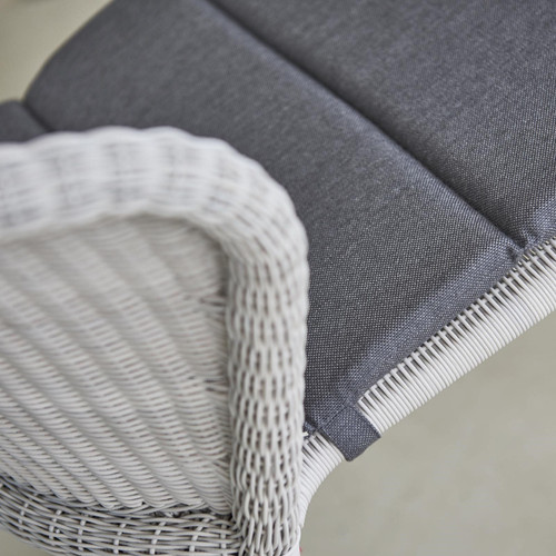 Lean Chair
