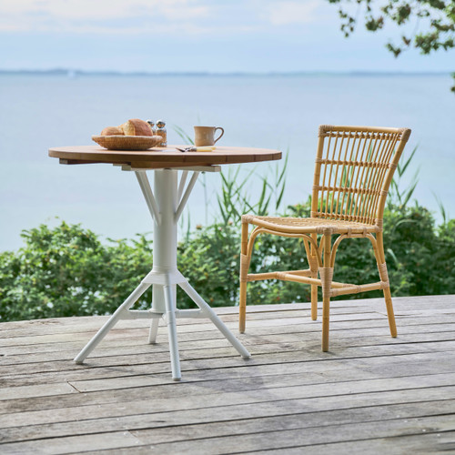 Elisabeth Chair Exterior Elisabeth Chair Exterior