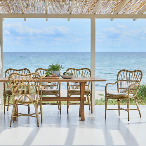 Margret Arm Chair Exterior Margret Arm Chair Exterior
