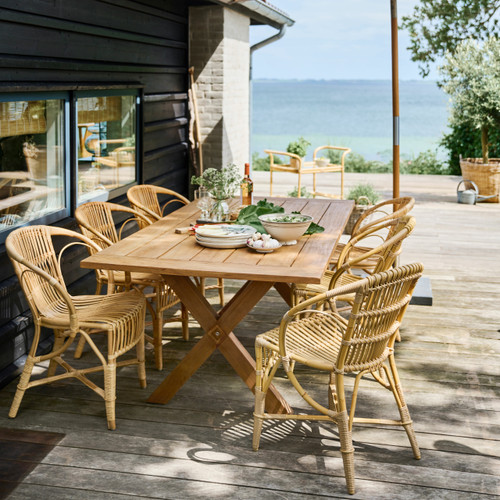 Robert Chair Exterior Robert Chair Exterior