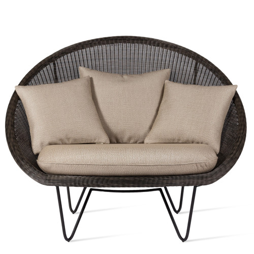 Gipsy Lounge Chair Black Base