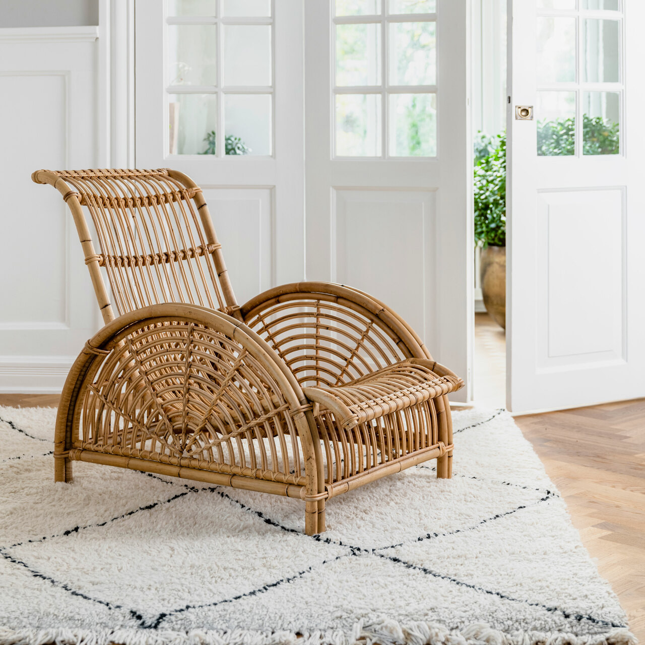 Sika Design Paris Chair by Arne Jacobsen