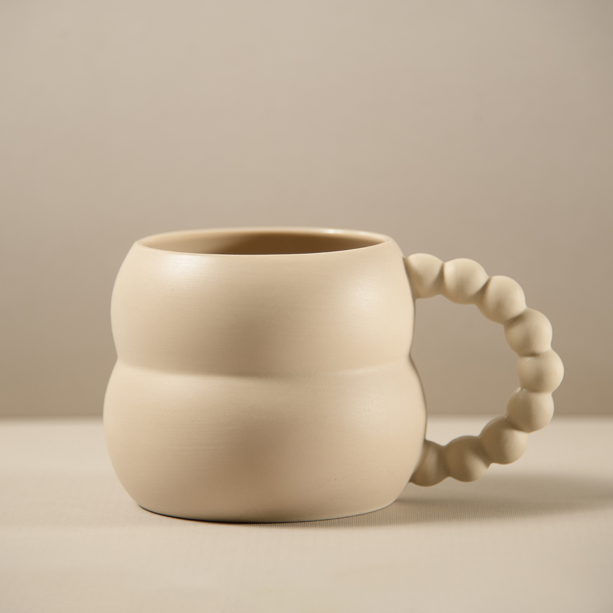 Bubble Handle Ceramic Mug