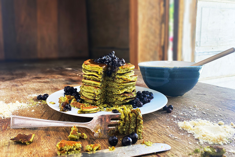 Keto Matcha Blueberry Pancakes