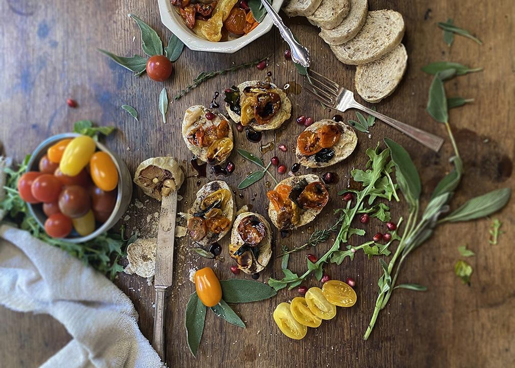 Roasted Tomato Confit Crostini Appetizer Estero Bay Olive Oil & Tea