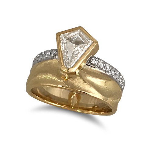 Kite Shape Diamond Crown Ring | Gold, Diamonds | Custom Handmade Fine Jewelry by K.MITA