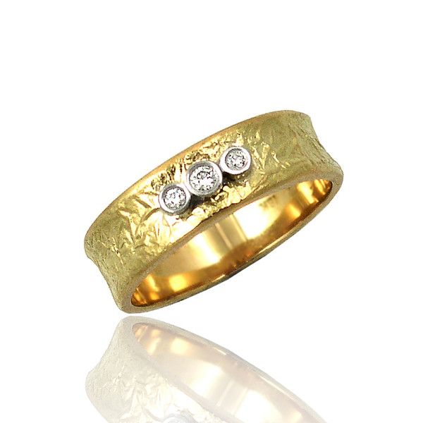 Trio Concaved Ring | Gold and Diamonds| Handmade Fine Jewelry by K.MITA