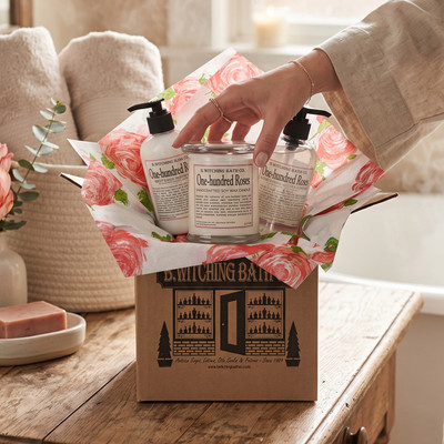 One-hundred Roses Apothecary Box