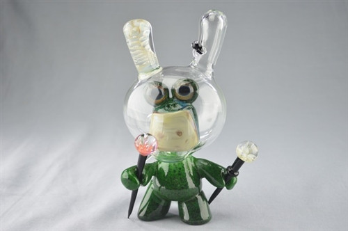 CAP'N CRUNK - Worked "Frog Astronaut Dunny" Vapor Rig w/ 14mm Dome and 6 Slit Fixed Diffy