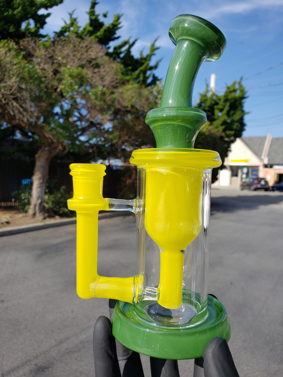 LEISURE - Incycler Dab Rig with 14mm Female Joint - Forest Green / Canary
