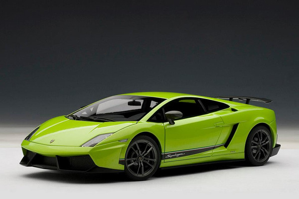 Now stock, parts for 74659 Lamborghini Gallardo LP670-4 Superleggera Green 