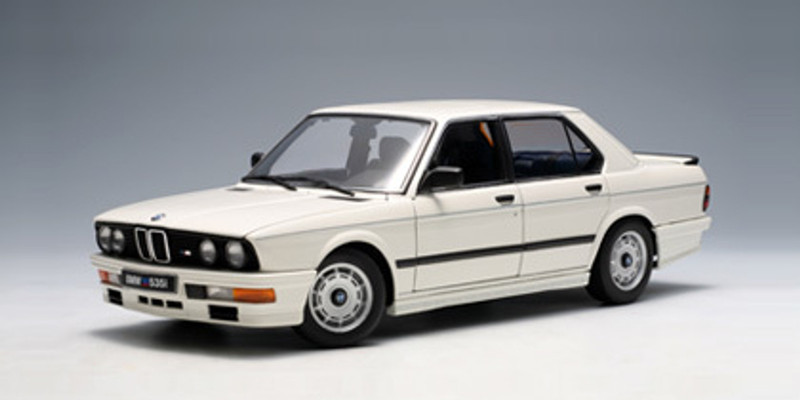 Now Stock, parts for 75161 BMW M535i White
