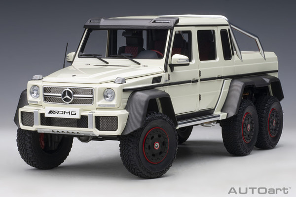 Now stock, parts for 76307 Mercedes Benz G63 AMG 6x6 Diamond White 