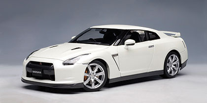 Re-stock, parts for 77387 Nissan GT-R R35 Pearl White 
