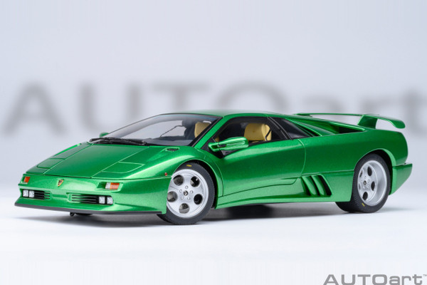 Now stock, parts for 79150 Lamborghini Diablo SE30 Anniversary Verde Mic 