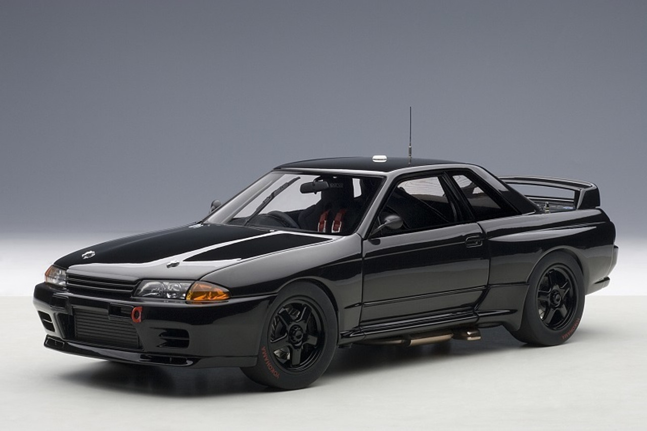 Nissan 280 Skyline R32 Gt R Plain Body Black Autoart Spares