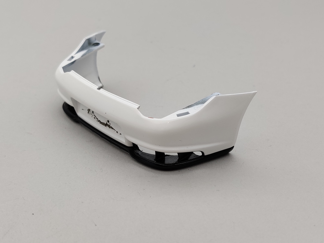 Gt2 Rear Bumper Porsche GT2 RS 911 (997) White - Rear Bumper - AUTOart Spares
