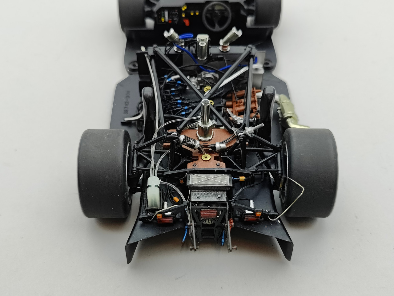 Mazda 787B LeMans Winner #55 - Chassis / Engine - AUTOart Spares